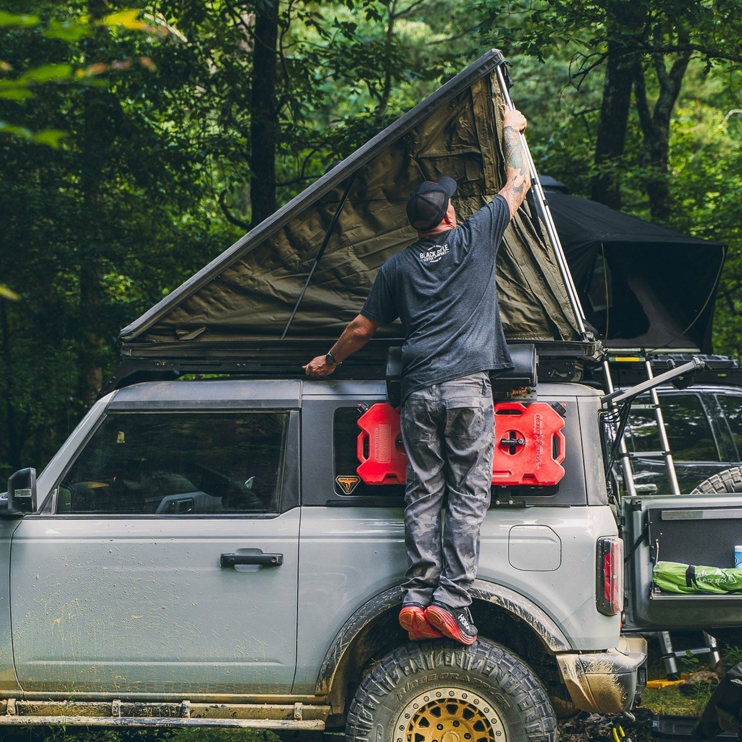 Inspired Overland Rooftop Tent v2.0 - Image 2